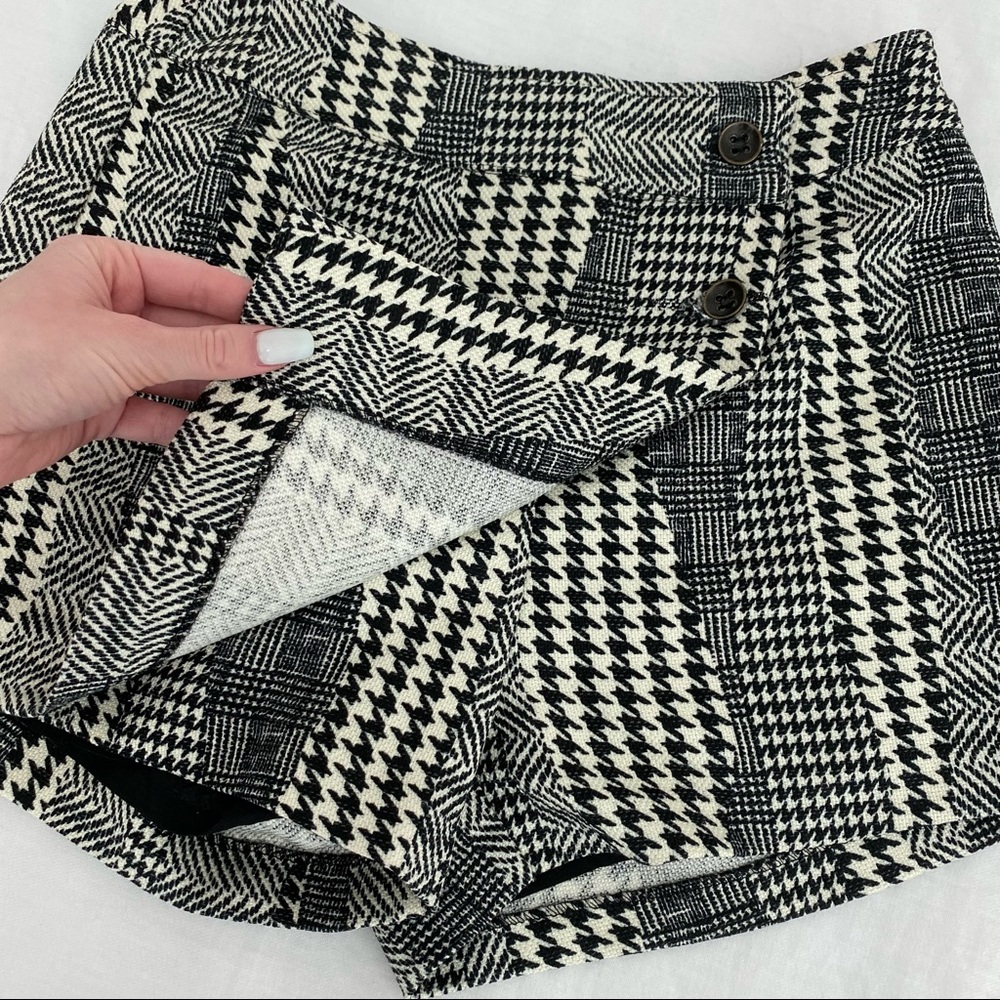 Houndstooth Patchwork Print Skort - image 3